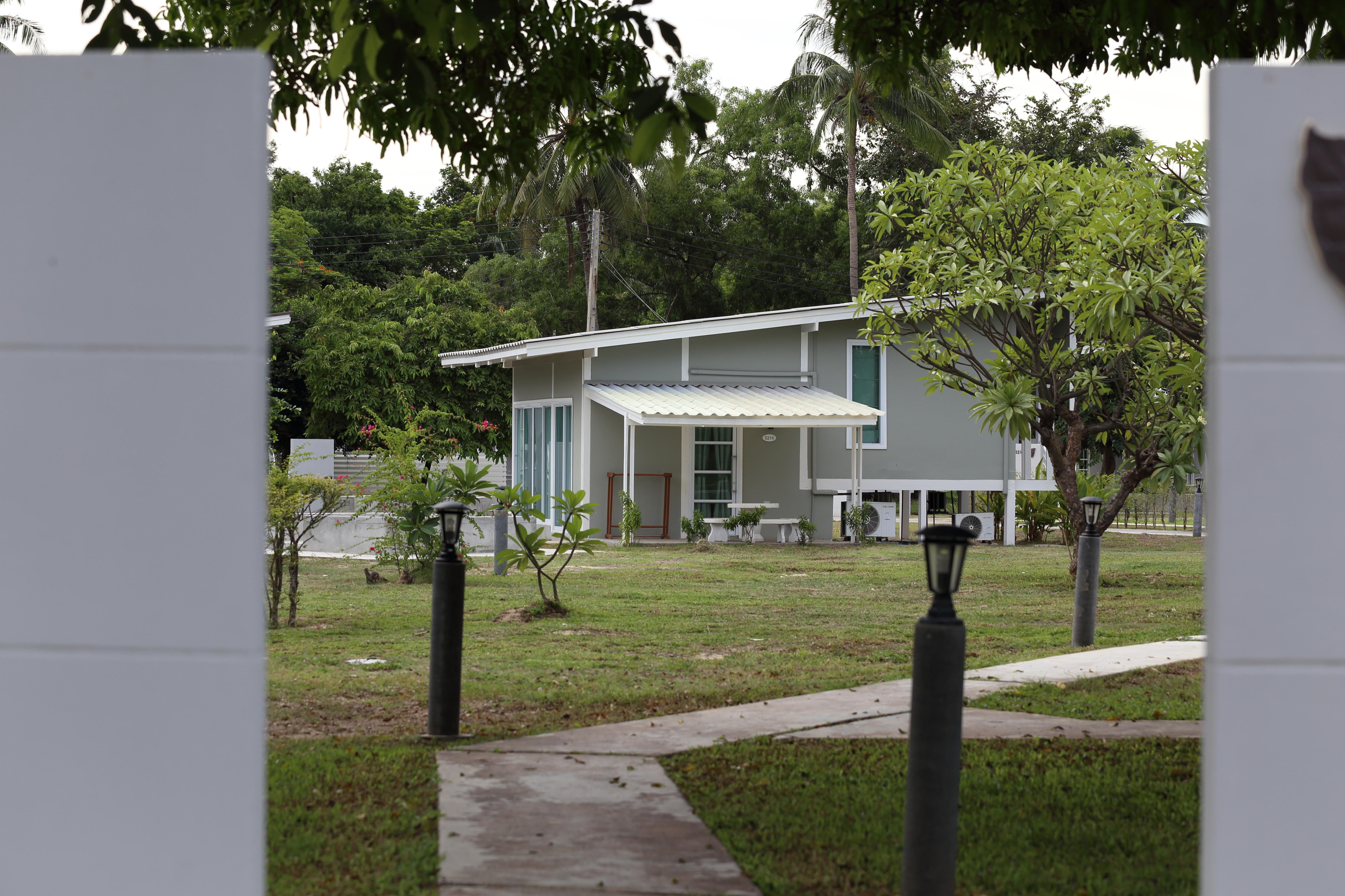 Bangsaen Heritage Hotel Exterior photo