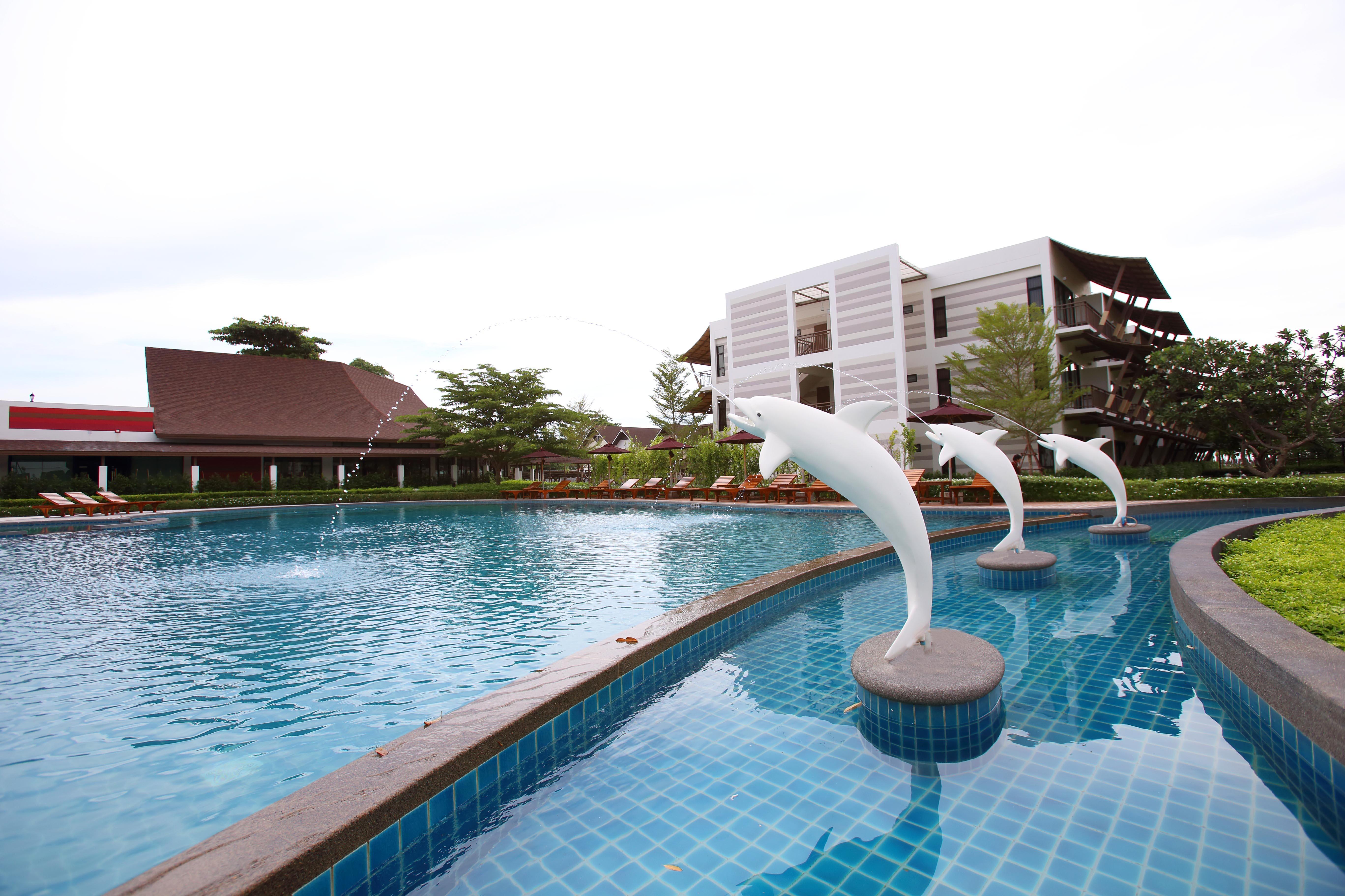 Bangsaen Heritage Hotel Exterior photo