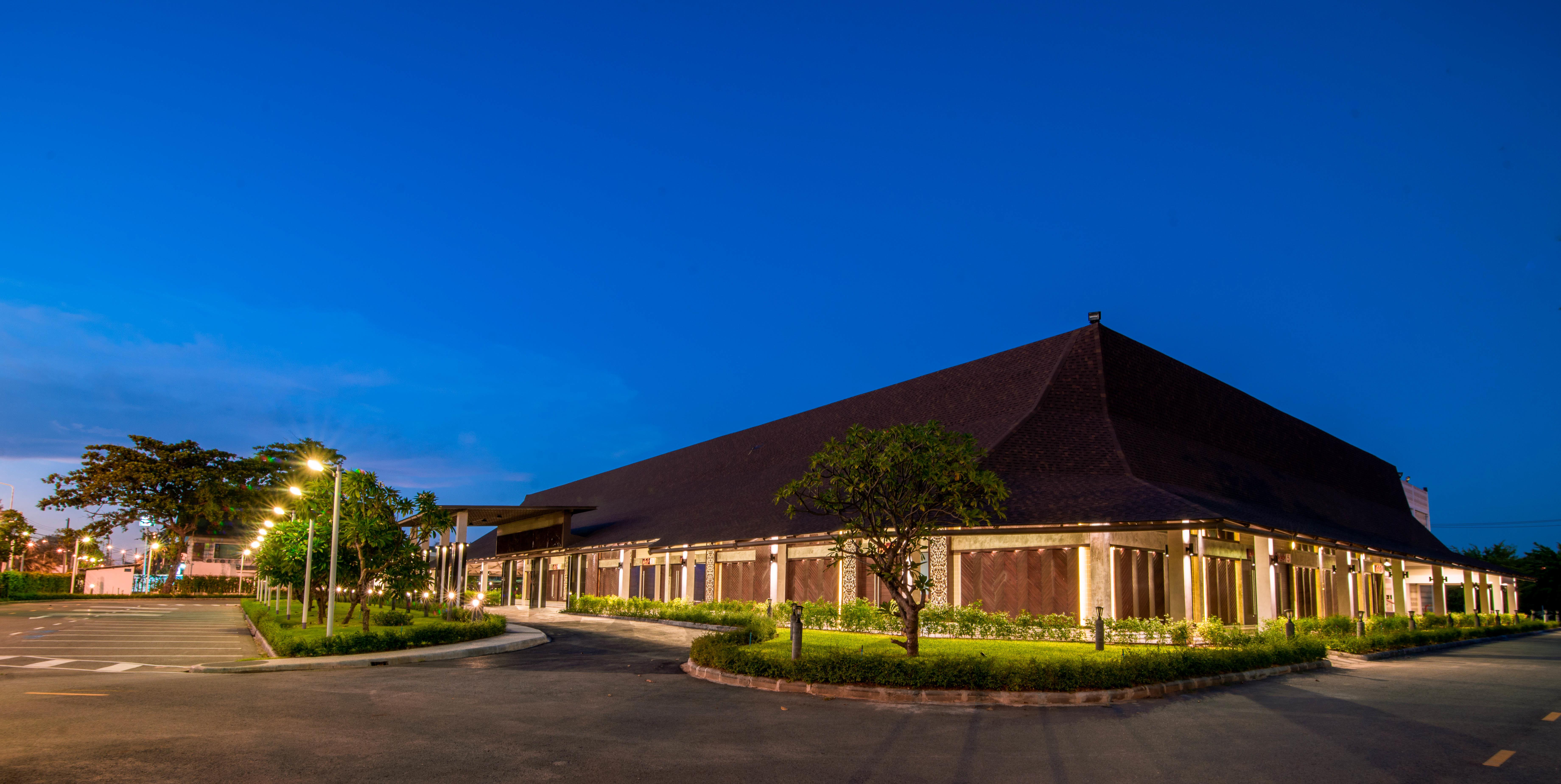 Bangsaen Heritage Hotel Exterior photo